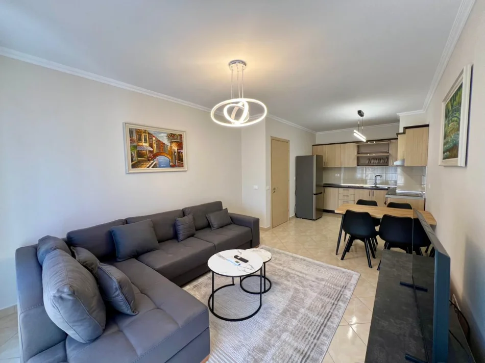 Tirane, jepet me qera apartament 1+1 Kati 8, (21 DHJETORI)