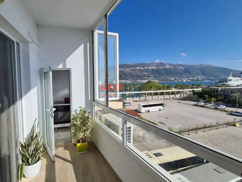 Vlore, shitet apartament 3+1+Aneks+Ballkon Kati 4, 148 m² 318.000 € (VLORA MARINA)