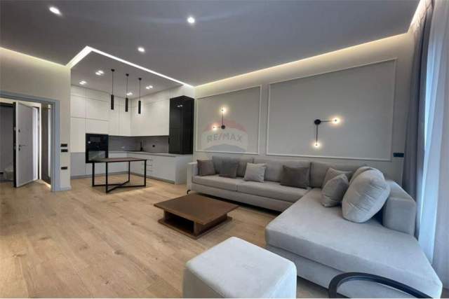 Tirane, jepet me qera apartament 1+1+BLK Kati 2, 77 m² 730 Euro (Square 21)