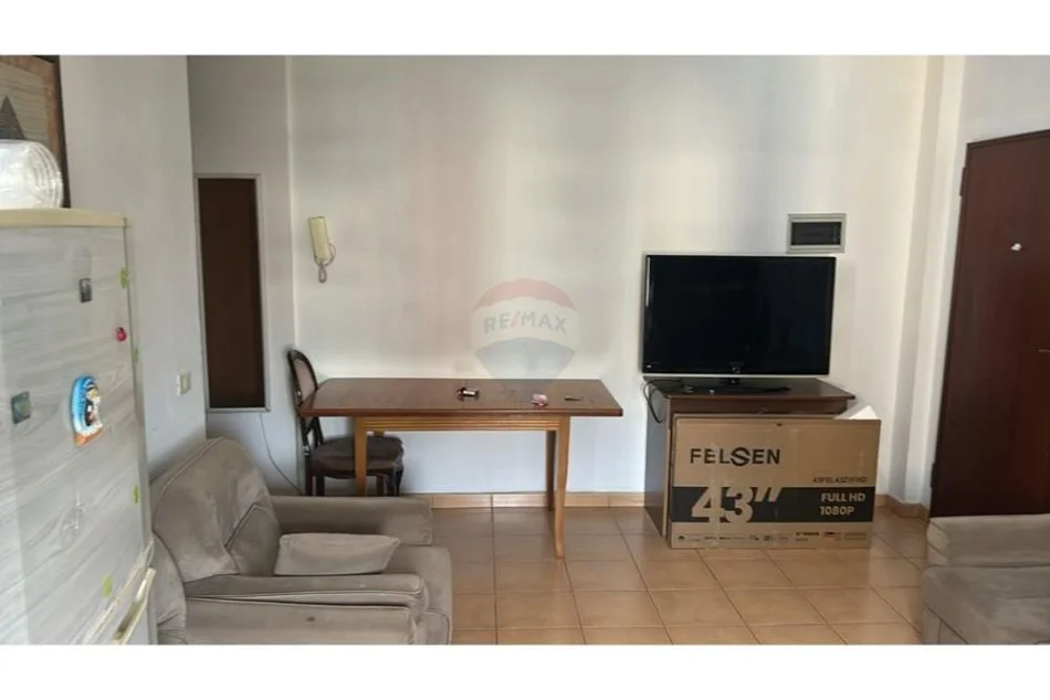 Tirane, jepet me qera apartament 1+1 Kati 4, 73 m² 560 € (Rruga Dritan Hoxha)