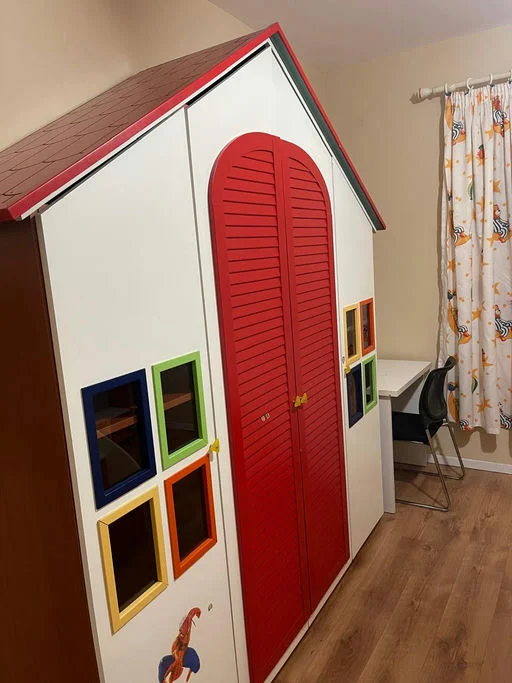 Tirane, jepet me qera apartament 2+1+Ballkon Kati 1, 110 m² 610 € (Rruga "Dibres")