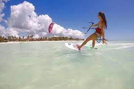 Tirane, ofroj City-tour Dubai TUR NË DUBAI DHE ABU DHABI - PLAZH NË ZA 1.599 Euro