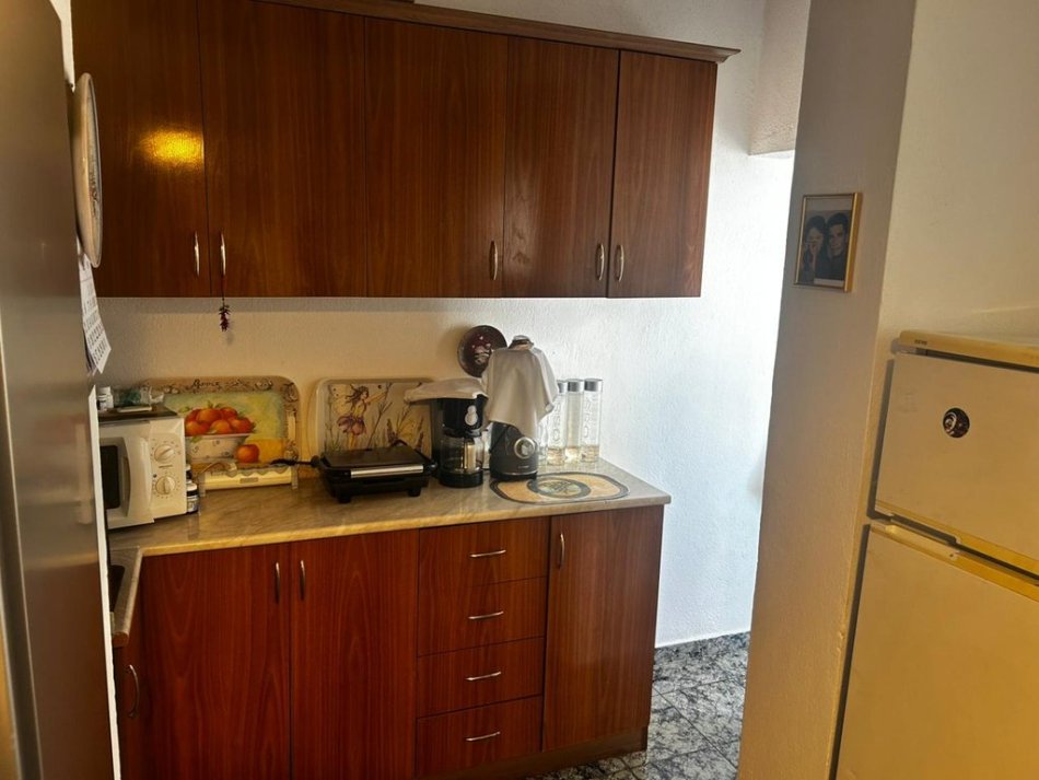 0683487469  Tirane, shitet apartament 2+1 Kati 3, 70 m² 113.000 € (Mozaiku , Zogu i Zi)