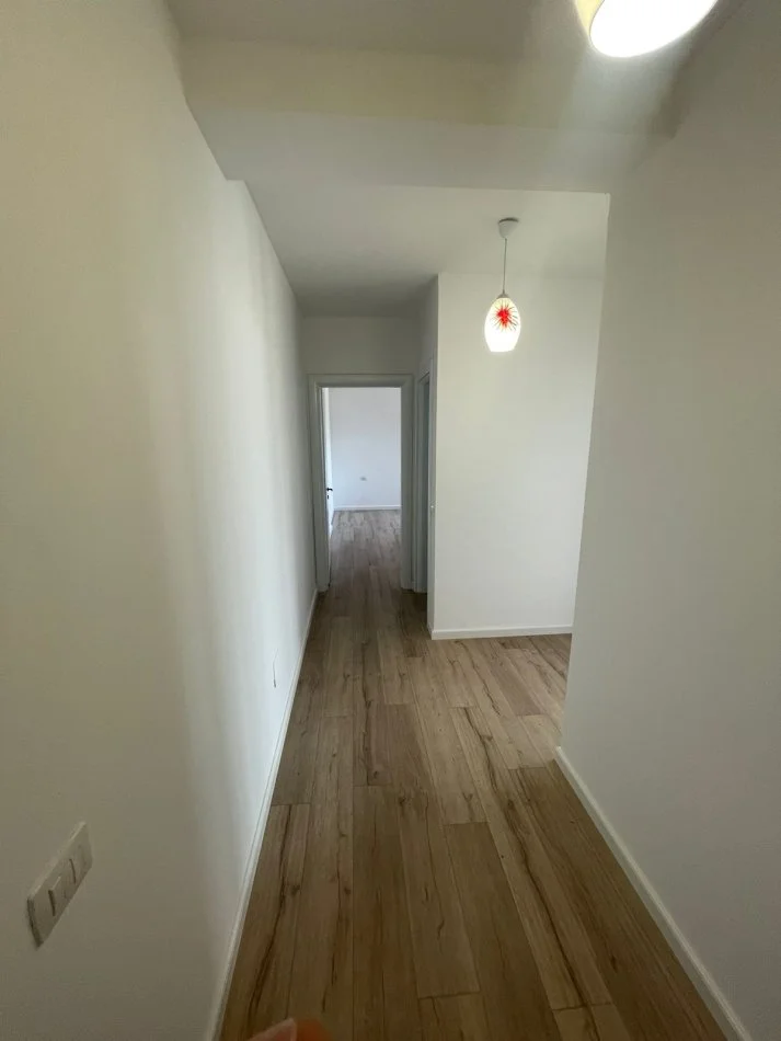 Tirane, shitet apartament 1+1+Aneks+Ballkon Kati 8, 76 m² (Zogu Zi)