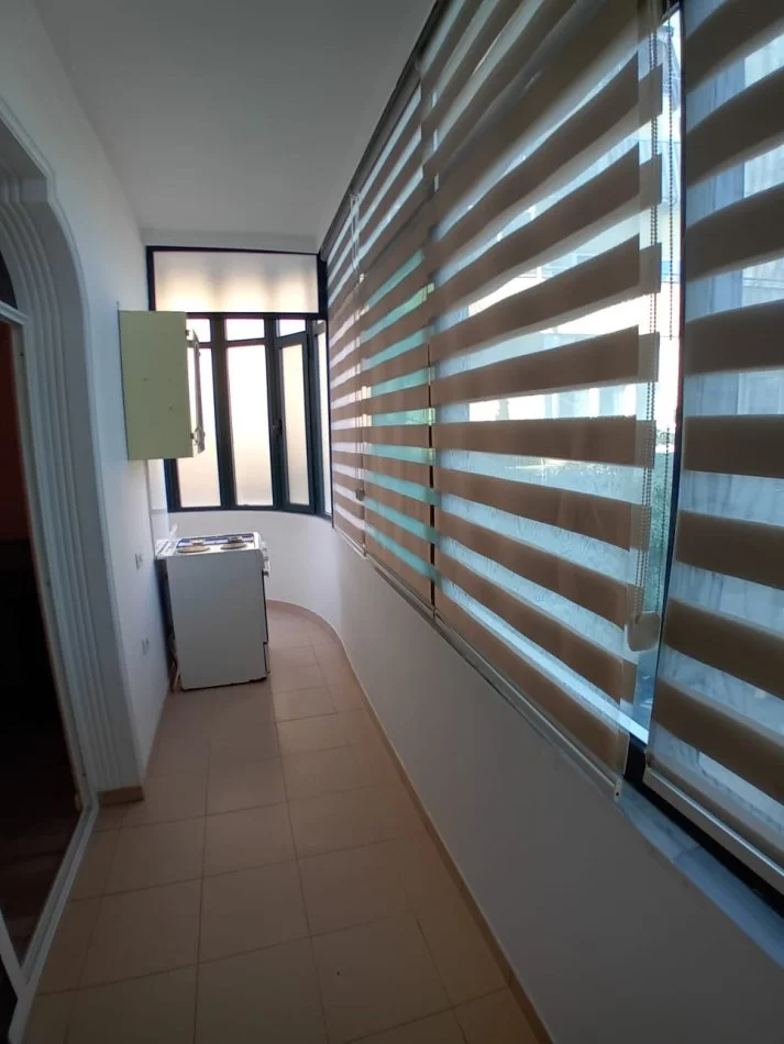 Tirane, jepet me qera apartament 2+1+Aneks Kati 1, 109 m² 750 € (Kopshti zoologjik botanik)