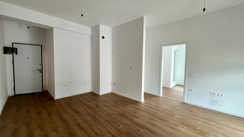 Me Qera : Ambient per Zyre📍Ali Dem (Rezidenca Kadiu) - 30.000 Lek - S.60m² - Pllt.V2025 || 100% e Re✨