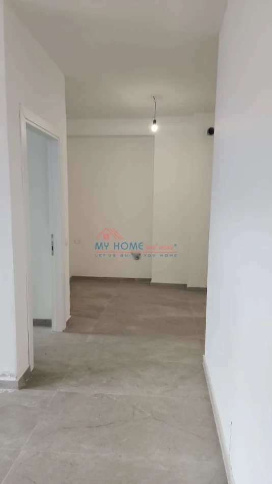 Tirane, jepet me qera zyre Kati 2, 97 m² 1.300 € (Myslym Shyri)