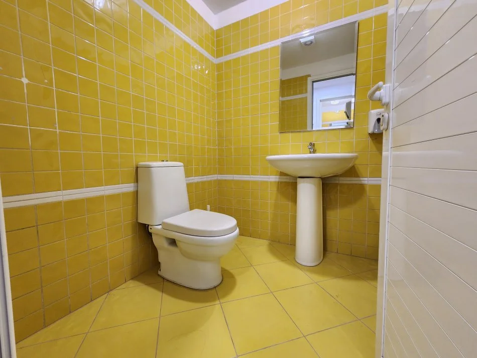 Supreme Office - Amb ideal per Zyre 📍 prb. Delijorgjit - Rr. e Kavajes -- 850m2 | k3, Pllt i Ri