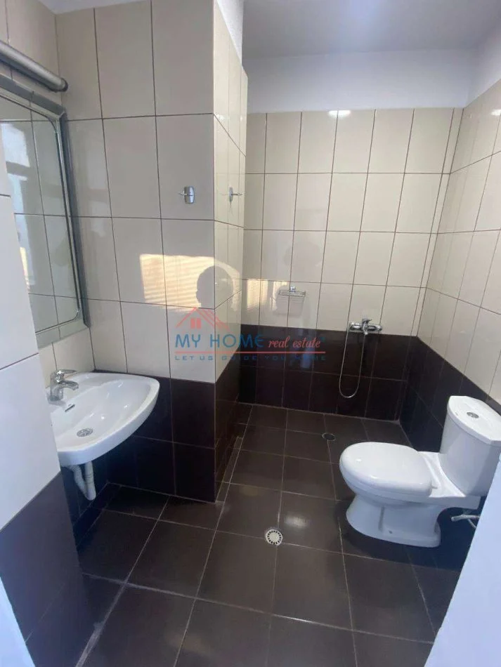 Tirane, jepet me qera zyre Kati 4, 120 m² 1.500 € 