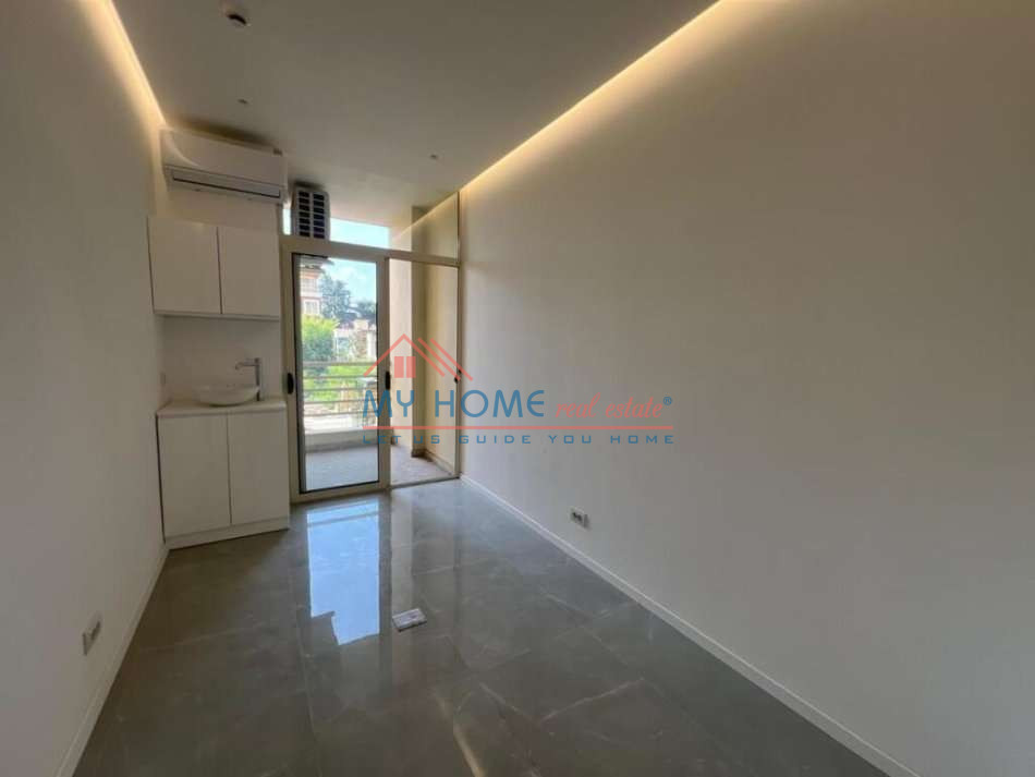 Tirane, jepet me qera ambjent biznesi Kati 2, 140 m² 1.600 € (Rruga Panorama)