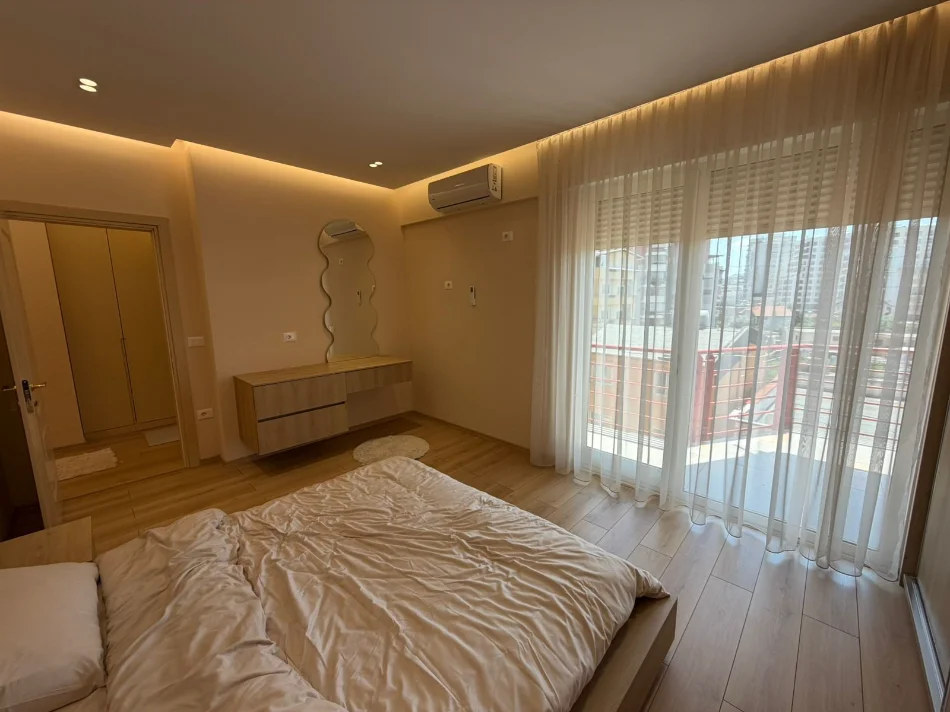 Tirane, jepet me qera apartament 2+1+2 Kati 5, 104 m² 900 € (Kompleksi Vizion Plus , DON BOSKO)
