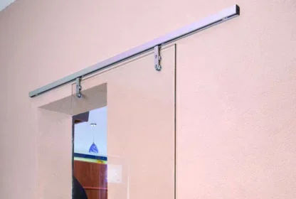 Tirane, - Dyer PERLAN