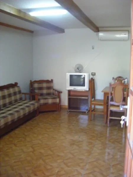 Shkoder, jap me qera kabine  (Velipoje)