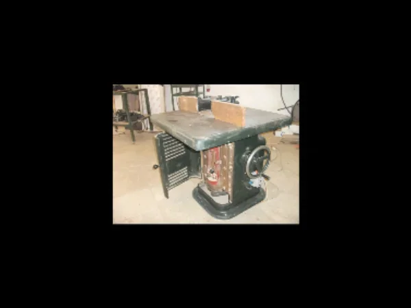 Durres, - makineri perpunim druri dhe MDF