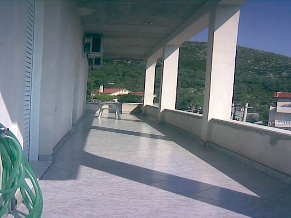 Vlore, jap me qera Vile 30 Euro nata (dhermi)