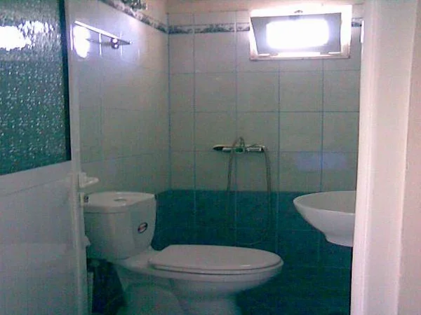 Vlore, jap me qera Vile 30 Euro nata (dhermi)