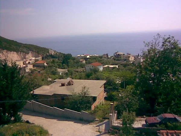 Vlore, jap me qera Vile 30 Euro nata (dhermi)