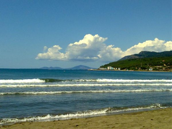 Lezhe, jap me qera Vile 110 m²  (Shengjin, Rr. e Kunes, 1.5km nga lapidari)