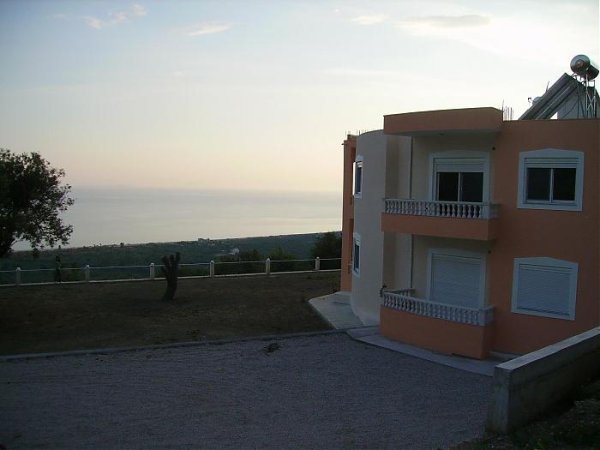 Sarande, ofroj apartament 55 m² 25 Euro/nata (Borsh)