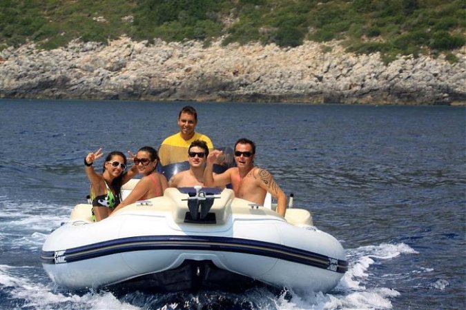 Vlore, ofrohet Jal Kamping - Oferte fantastike