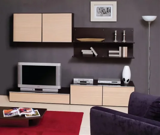 Tirane, - Mobileri "H & F"