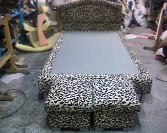 Tirane, ofroj kolltuqe me porosi dhe riparime