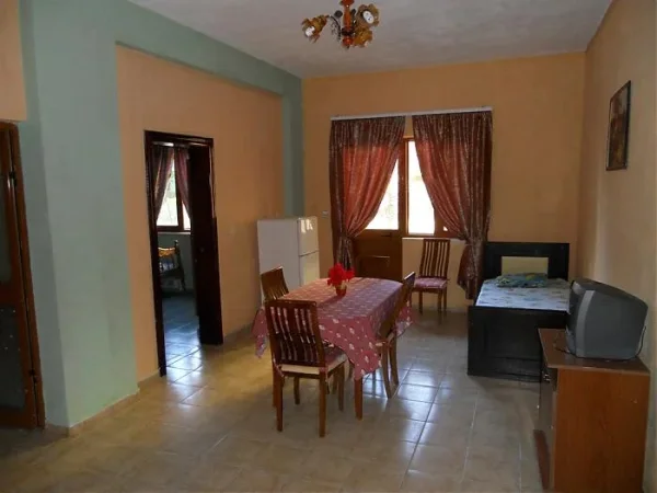 dhoma pushimi ne plazhin e Velipojes