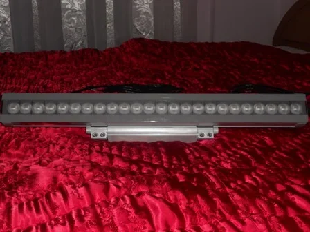 Tirane, - OFERTE PHILIPS PROZHEKTORE LED ME NGJYRA