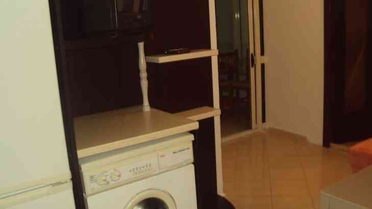 Durres, jap me qera apartament 42 m² 20 Euro (plazhi iliria)