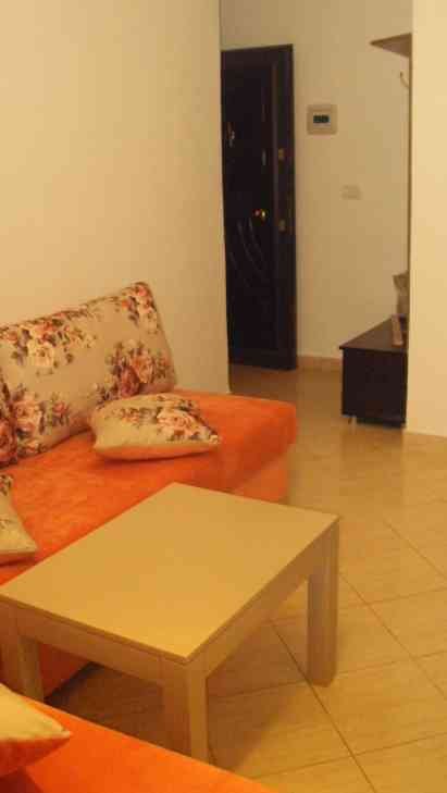 Durres, jap me qera apartament 42 m² 20 Euro (plazhi iliria)