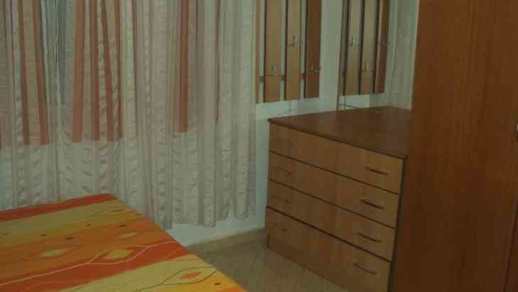 Durres, jap me qera apartament 42 m² 20 Euro (plazhi iliria)