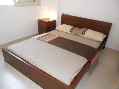 Vlore, jap me qera apartament 75 m² 25 Euro/nata (Orikum)