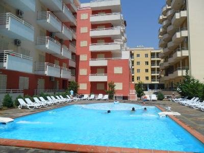 Vlore, jap me qera apartament 75 m² 25 Euro/nata (Orikum)