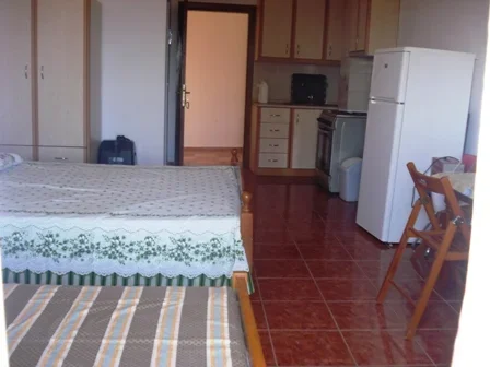 Vlore, jap me qera apartament 30 mije Leke/nata (Qeparo)