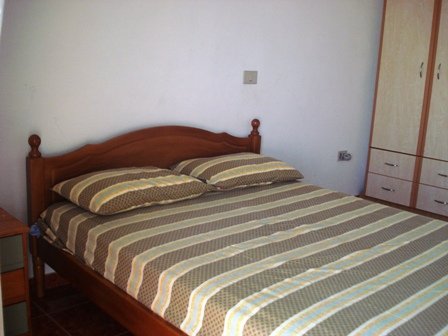 Vlore, jap me qera apartament 30 mije Leke/nata (Qeparo)