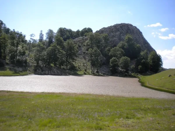 Stebleve, hostel, traditional food and guide(Shebenik- Jabllanice National Park)