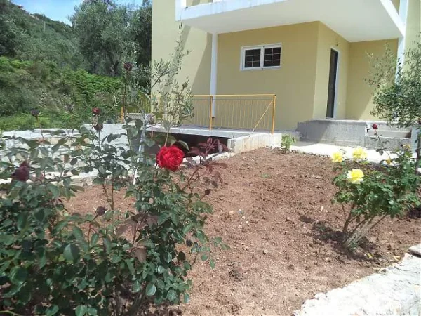 HIMARA, jap me qera dhome 30 m² 15 Euro (himare)
