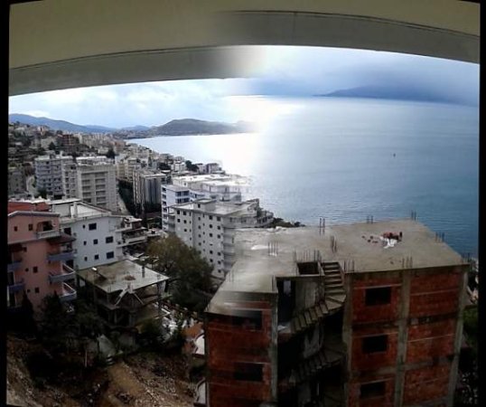 Sarande, jap me qera apartament ne plazh 1+1+A  (Rruga e 5)