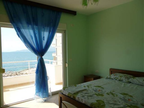 Sarande, jap me qera apartament 1+1+BLK Kati 2, 100 m² 40 Euro/nata