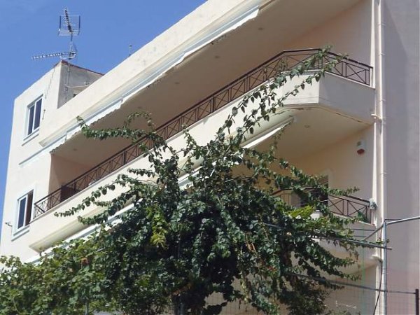 Vlore, jap me qera apartament ne plazh 1+1 Kati 1, 50 m² 4.000 Leke (Himare)