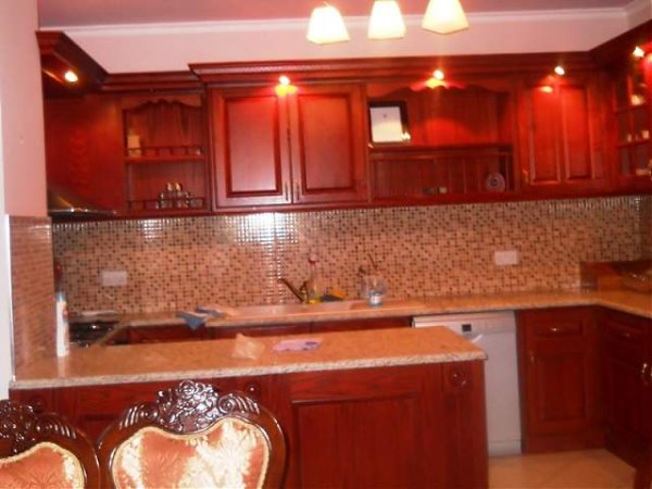 Tirane, shes apartament 2+1+A+BLK Kati 8, 138 m² 255.000 Euro (Bulevardi Zogu i 1)