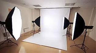 Tirane, - Set fotografik ne studio/natyre.