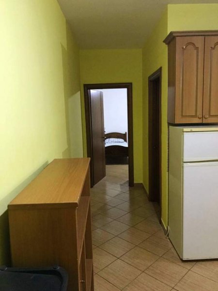 Vlore, jap me qera apartament Kati 8, 120 m² 2.000 Leke (Bulevardi Ismail Qemali)