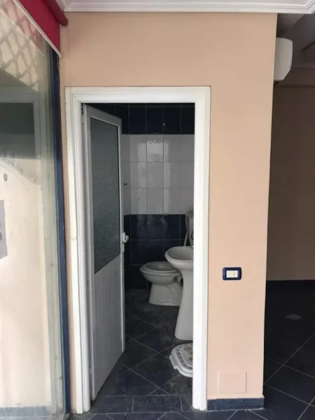 Tirane, - SHITET DYQAN 30M2 VLORE