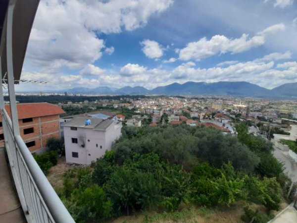 Tirane, shes Vile 3 Katshe 416 m² 1.000.000 Euro (Sauk)