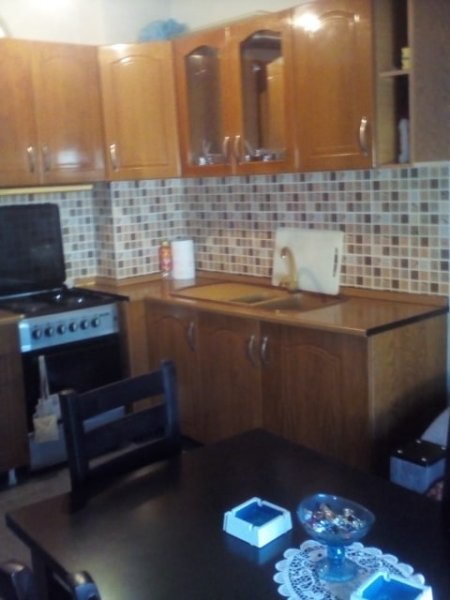 Vlore, jap me qera apartament 1+1+BLK Kati 4, 70 m² 30 Euro (Lungomare -afer Koral Bar)