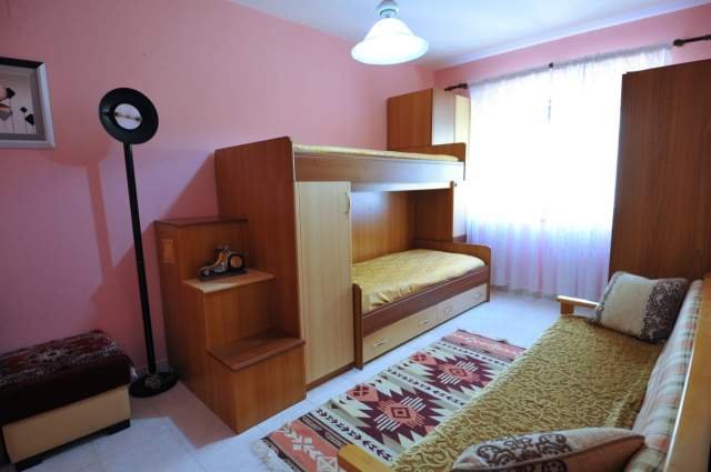 Tirane, jepet me qera apartament 2+1+BLK Kati 2, 88 m² 400 Euro (sulejman pasha)