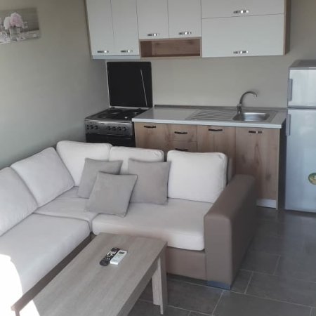 Golem, jap me qera apartament ne plazh Kati 8, 60 m² 15 Euro (Plazh Golem)