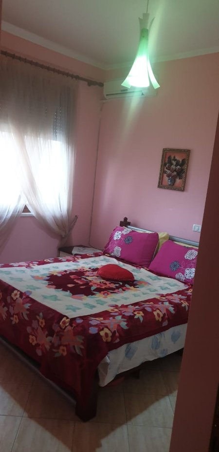 Jap me qera apartament ne plazh Kati 1, 75 m² 4.000 Leke (Rruga e Plazhit, Golem)