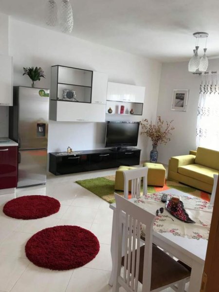 Vlore, jap me qera apartament 2+1+BLK Kati 3, 100 m² 30 Euro